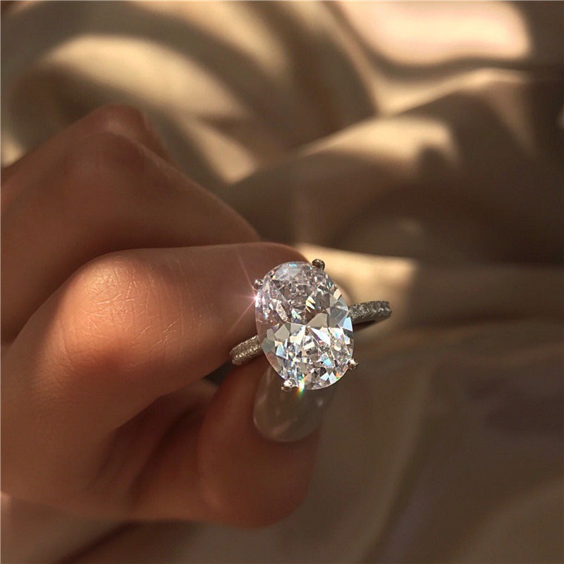 Ivyial oval cut žiedas