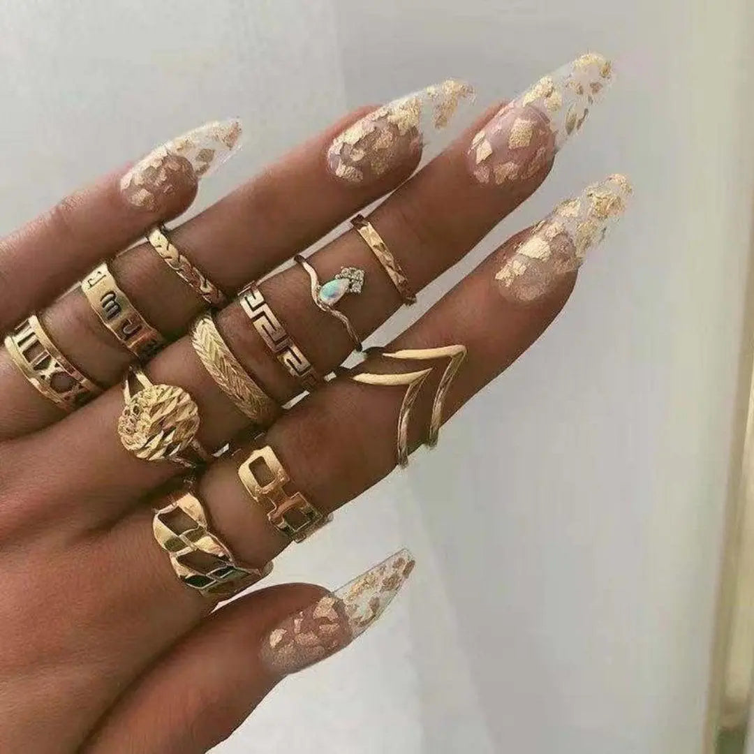 Zestaw pierścionków w stylu boho (8–12 szt.)