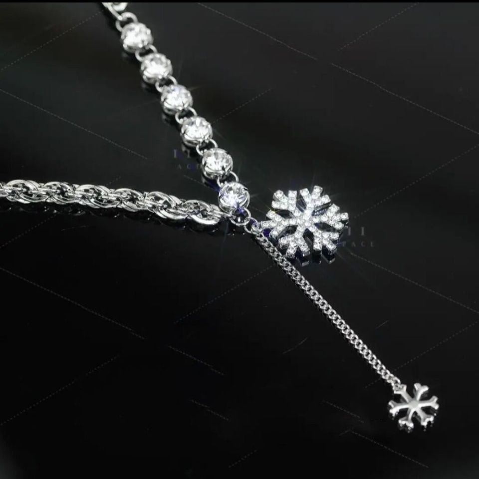 Srebrny (925) łańcuszek Śnieżynka