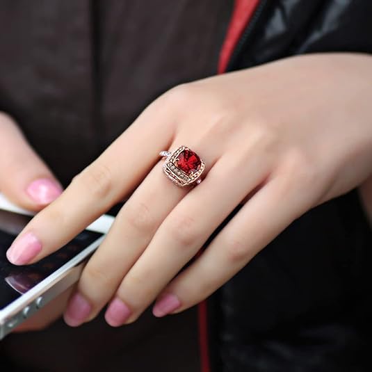 Ekskluzywny pierścionek Ruby Halo | Różowe złoto