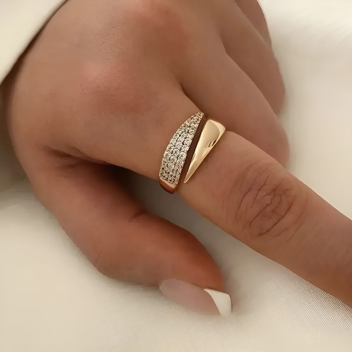 Julie | Elegancki pierścionek „Ogród”