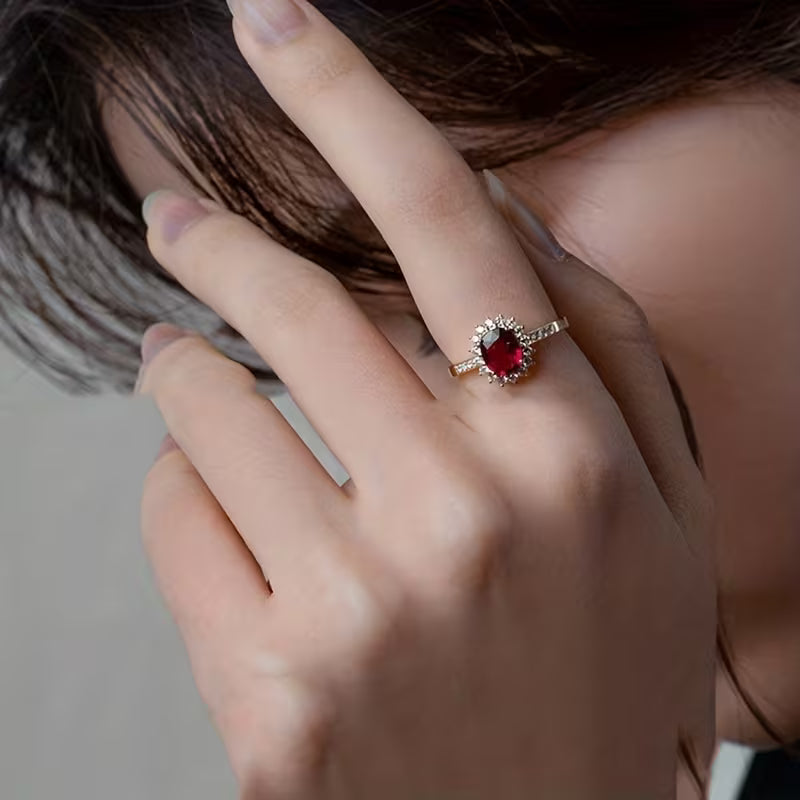 Pierścionek Empress Red | Złoty
