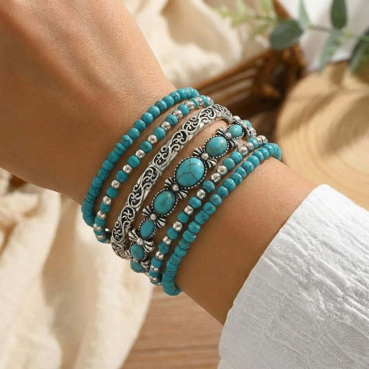 Zestaw bransoletek boho z turkusowymi koralikami